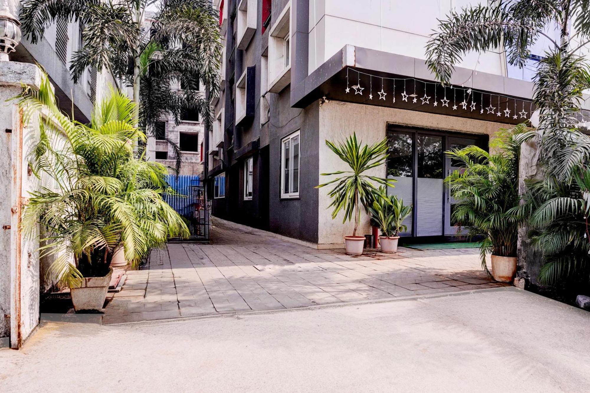 Townhouse Oak Kopar Khairane Navi Mumbai Formerly Ivy Hotel Luaran gambar